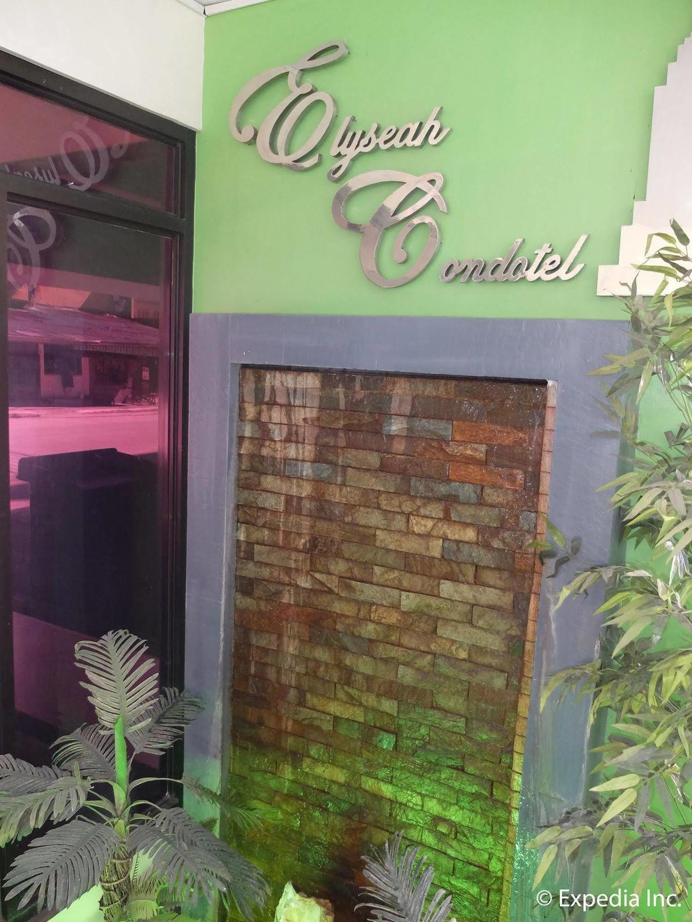Elyseah Condotel Angeles Exteriör bild