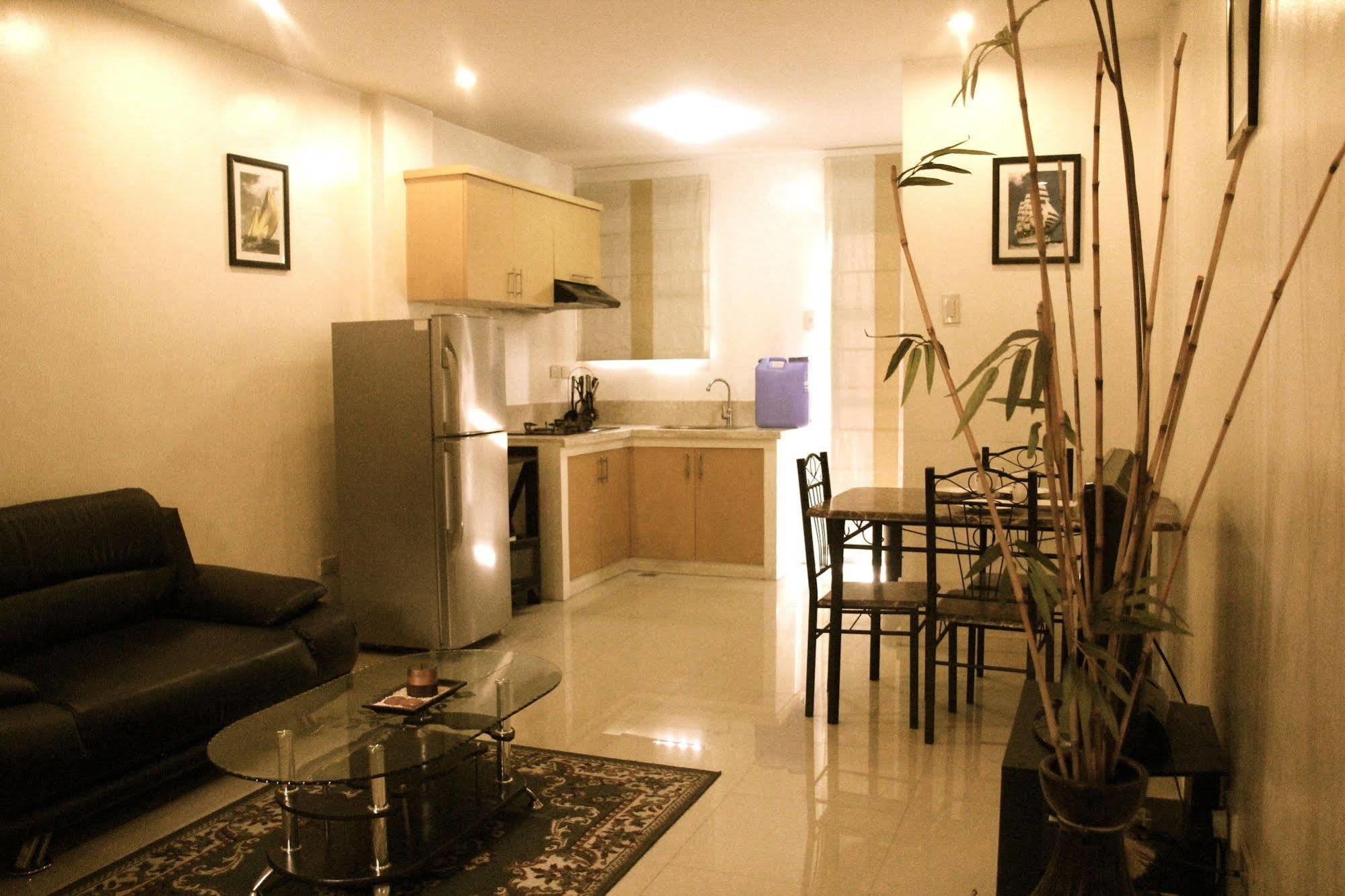 Elyseah Condotel Angeles Exteriör bild